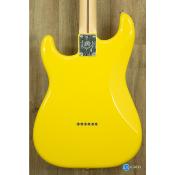 Fender Tom Delonge Signature graffiti yellow