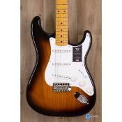 Fender 70th anniversary american vintage II 1954 stratocaster 2 tons sunburst