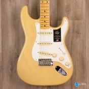 American Vintage II 1957 Stratocaster®, Maple Fingerboard, Vintage Blonde